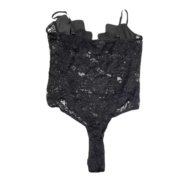 Lulus Women’s Black Lace Padded Clamshell Cup Bodysuit Snap Crotch Sz. S - Picture 4 of 10